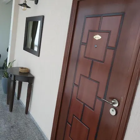 Atelier 7 Apartman Várna